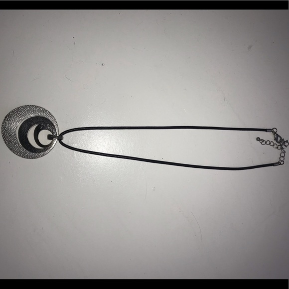 Necklace - Picture 1 of 1